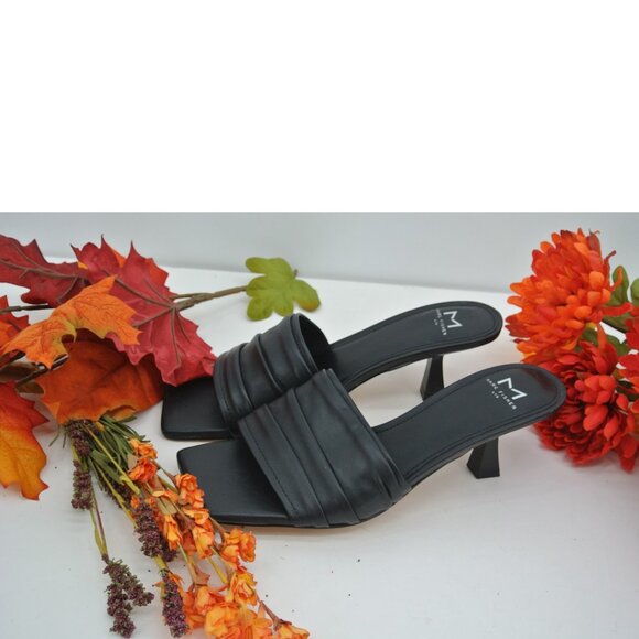 Marc Fisher Ltd Black Leather Strappy Sandals Size 8M - Picture 4 of 10